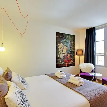 Short Group Museum View Serviced Hotell 3*