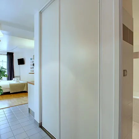 Hotel Short Group Museum View Serviced