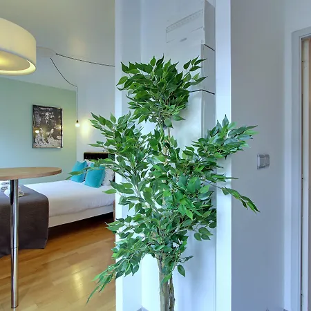 Hotel Short Group Museum View Serviced París