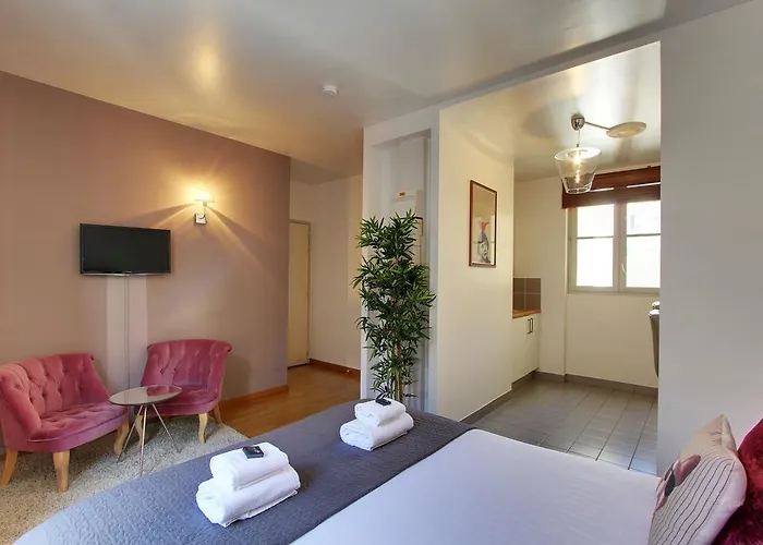 Hotel Short Group Museum View Serviced 3*