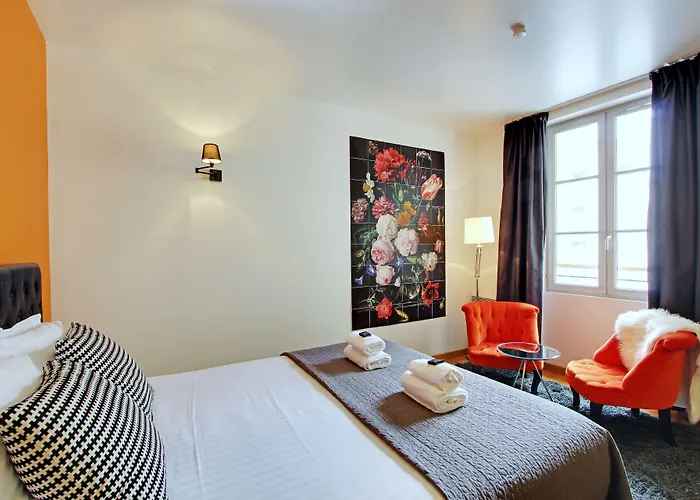 Hotel Short Group Museum View Serviced