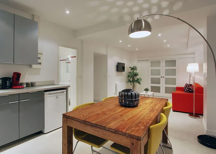 Short Group Museum View Serviced Hotel 3*