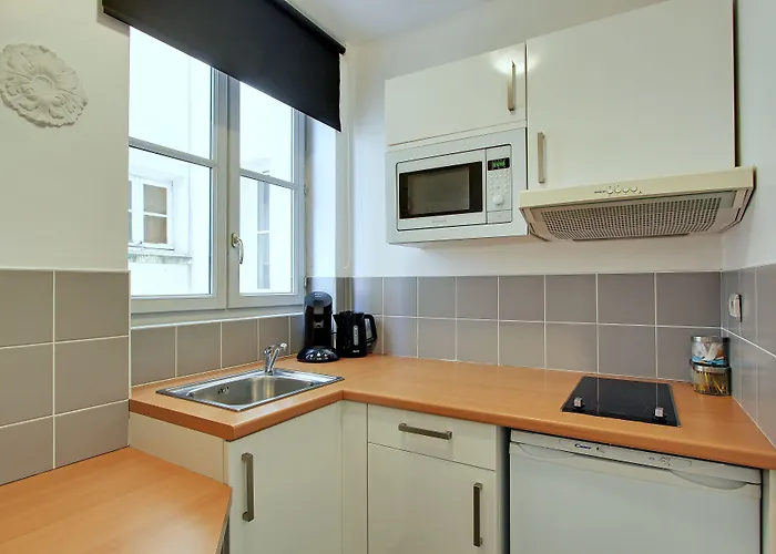 Short Group Museum View Serviced Hotel