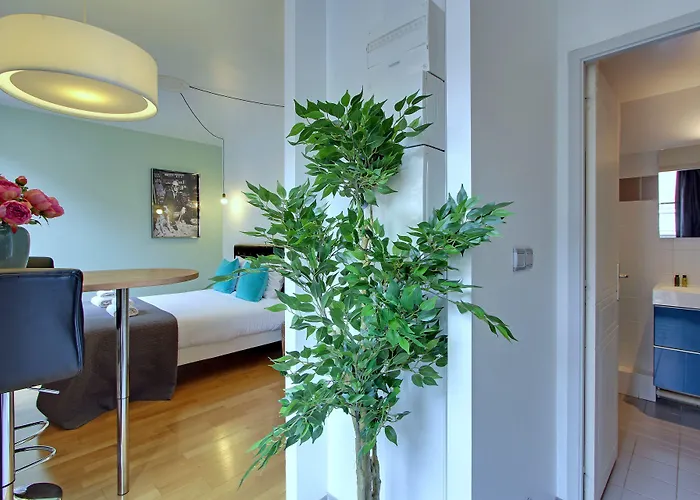 Hotel Short Group Museum View Serviced Paris