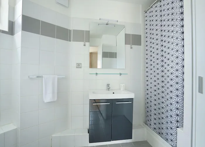 Short Group Museum View Serviced Hotel