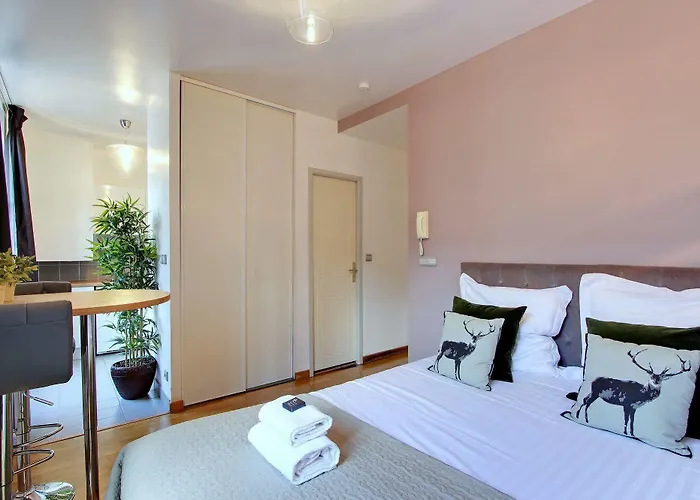 Hotel Short Group Museum View Serviced Paris